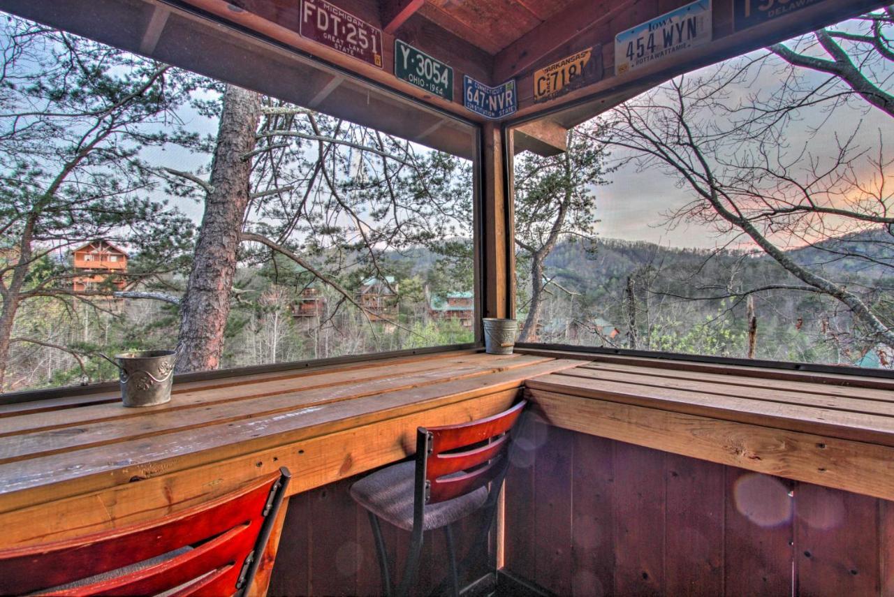 Pigeon Forge Cabin With Hot Tub And Mountain Views! Exterior photo